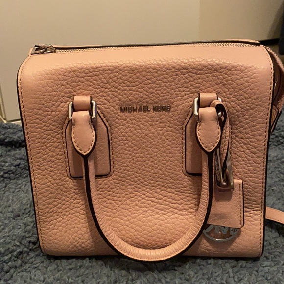Michael kors handbag - Picture 2 of 11